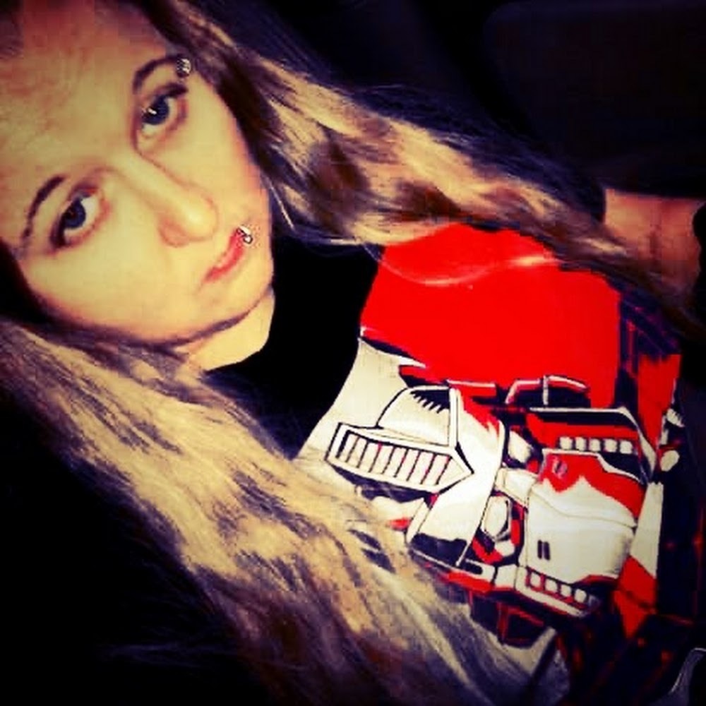 Meet your Posher, Devonna